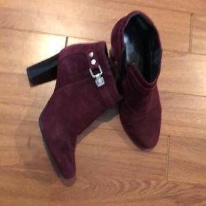 Ankle boots 2.5 in heel